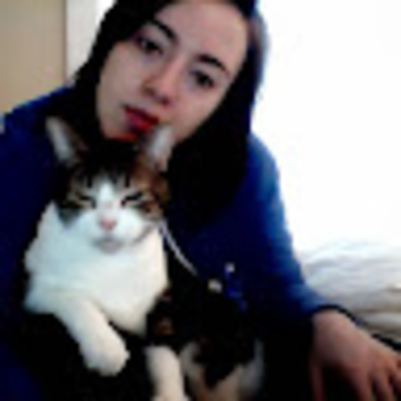 Meet your Posher, Sarah - Picture 1 of 1